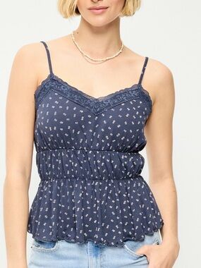 Old Navy Lace Trim Smocked Waist Tank Large